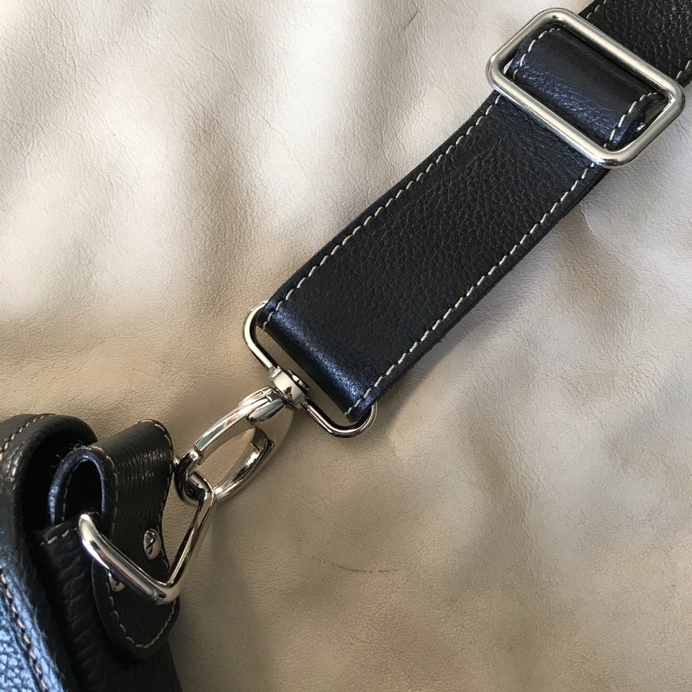 Sundance Black Crossbody Saddle Bag with White Stitching - Picture 5 of 6